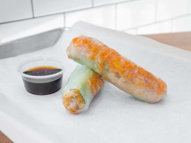 Fresh Summer Rolls (2 pcs)